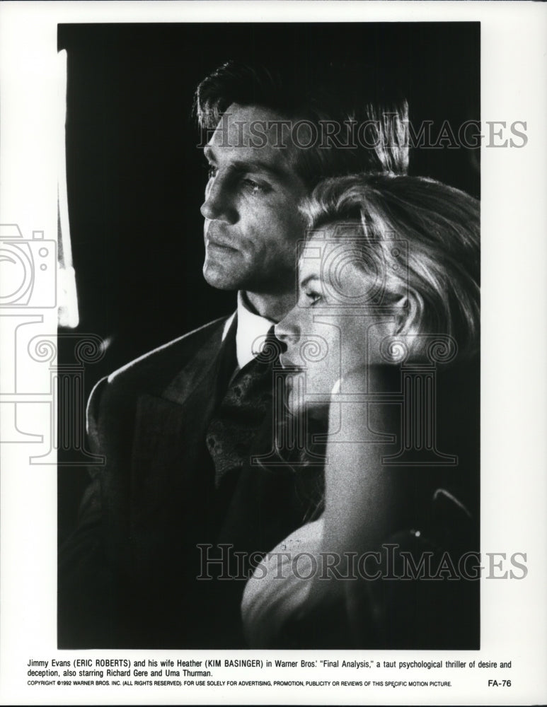 1992 Eric Roberts &amp; Kim Basinger in Final Analysis - Historic Images