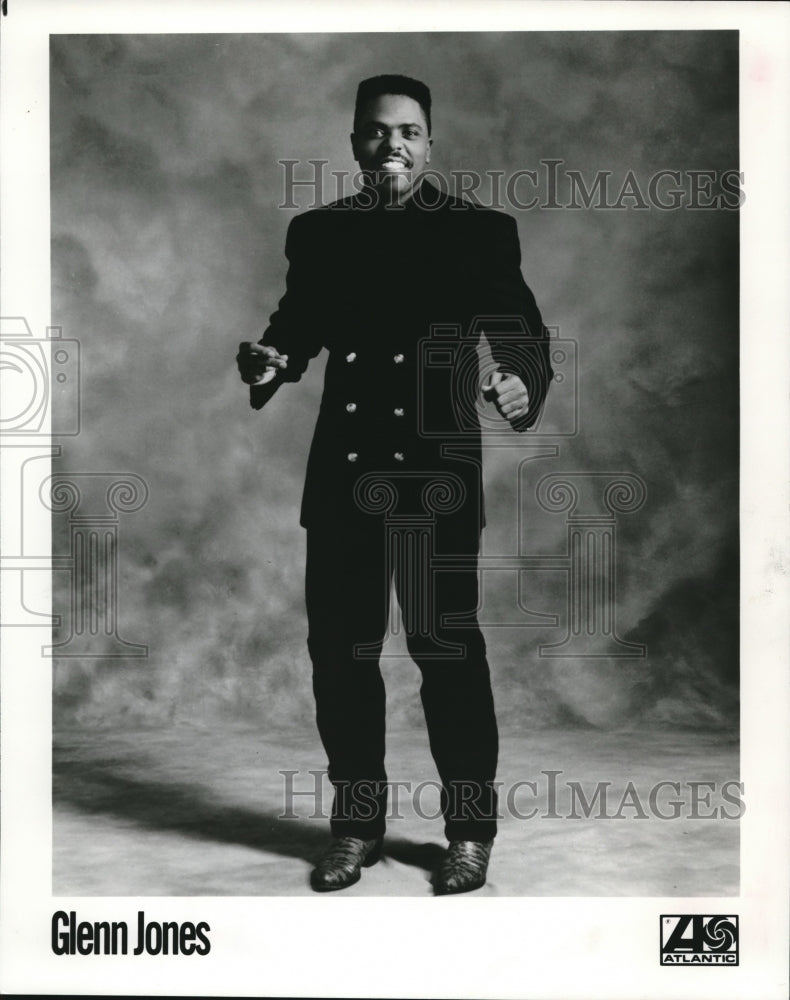 1992, Glenn Jones - cvp52251 - Historic Images