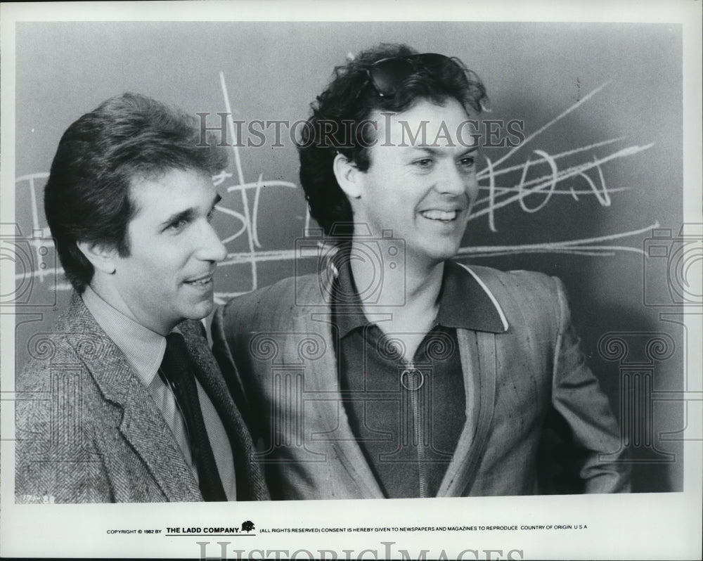 1988 Press Photo Night Shift Henry Winkler Michael Keaton - cvp52535-Historic Images