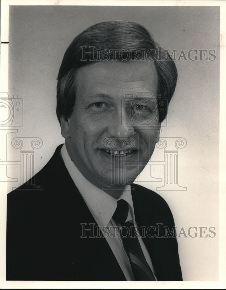 1984 Geoffrey T Rent - Historic Images