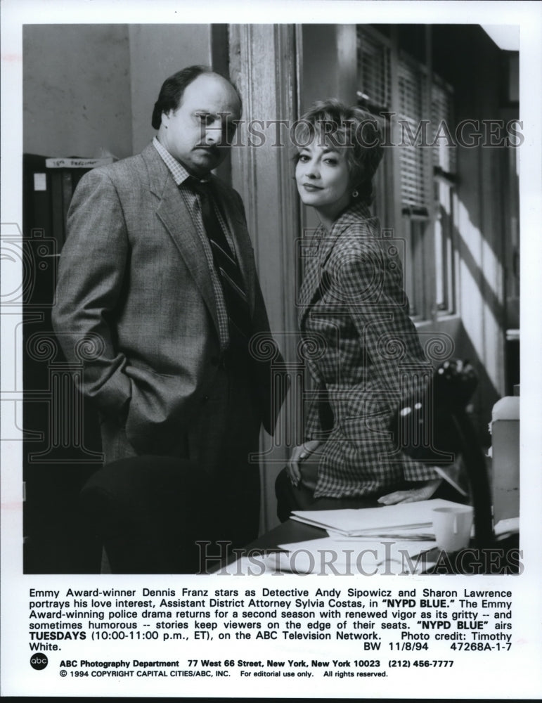 1994 Press Photo Dennis Franz, Sharon Lawrence in NYPD Blue - cvp53047 - Historic Images