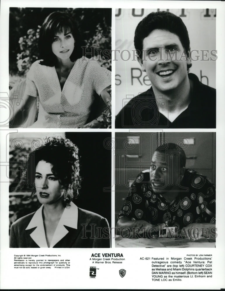 1995, Sean Young & Courteney Cox in Ace Ventura - cvp53417 - Historic Images
