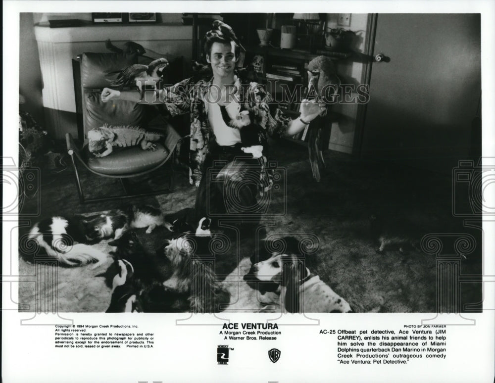 1995 Jim Carrey in Ace Ventura - Historic Images