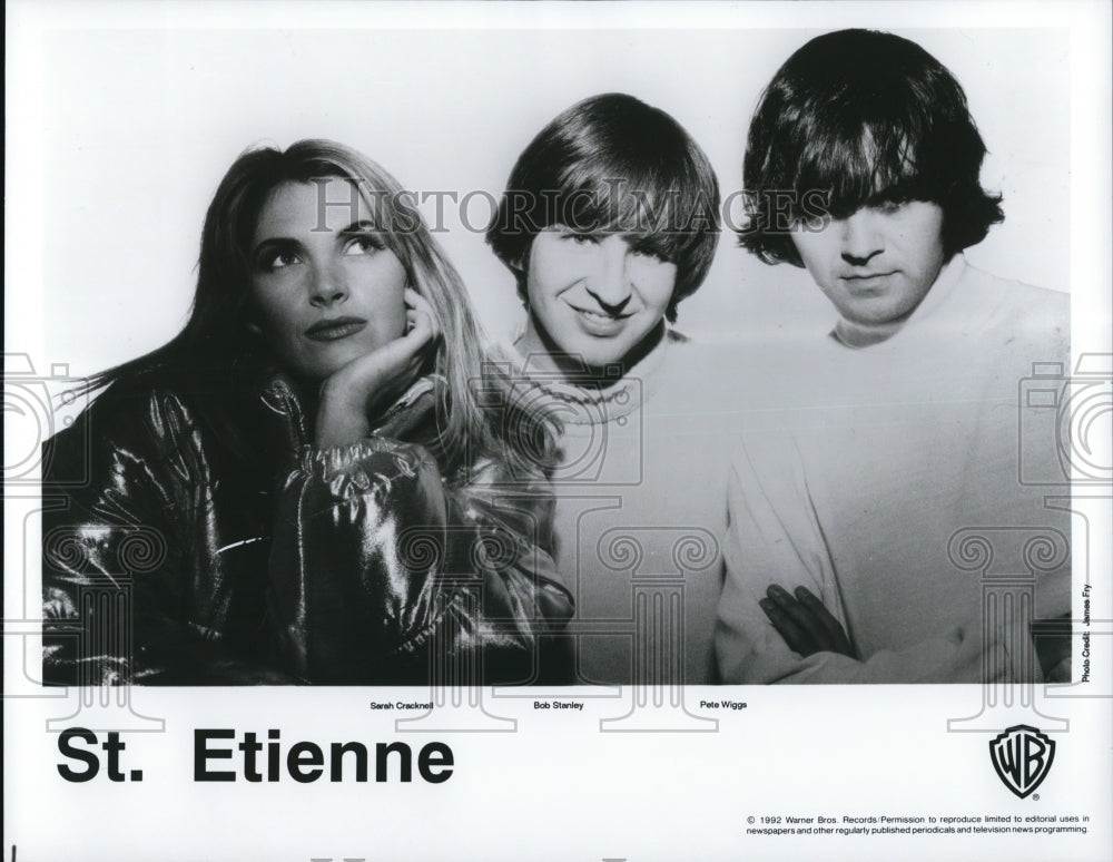 1993 Sarah Cracknell, Bob Stanley, and Pete Wiggs in St Etienne - Historic Images