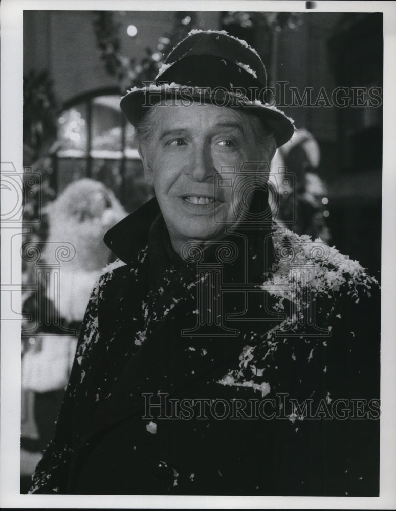 1977 Milton Berle in Have I Got A Christmas For You  - Historic Images