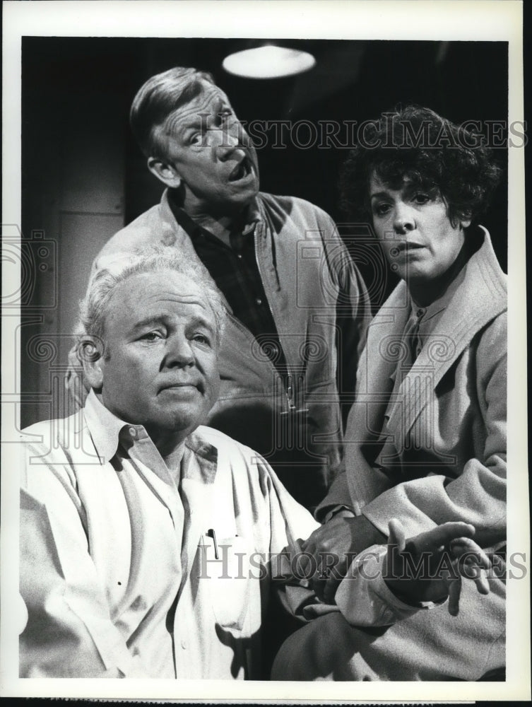 1981 Press Photo Carroll O'Connor Allan Melvin and Yvonne Wilder - cvp54026-Historic Images