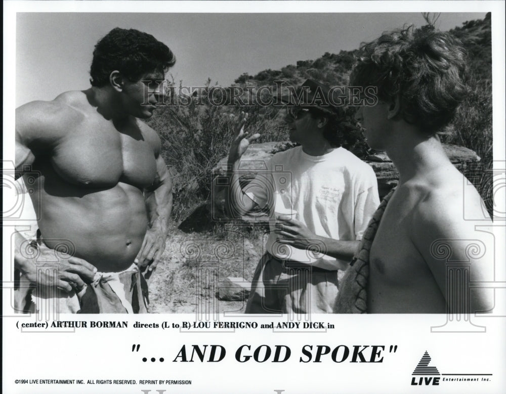 1994 Press Photo Arthur Borman directs Lou Ferrigno Andy Dick in And God Spoke - Historic Images