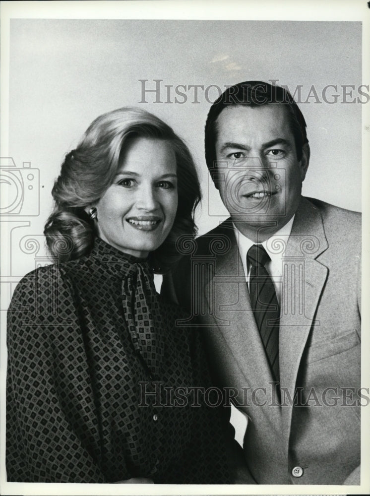 1982 Press Photo Bill Kurtis & Diane Sawyer in CBS Morning News - cvp54778- Historic Images