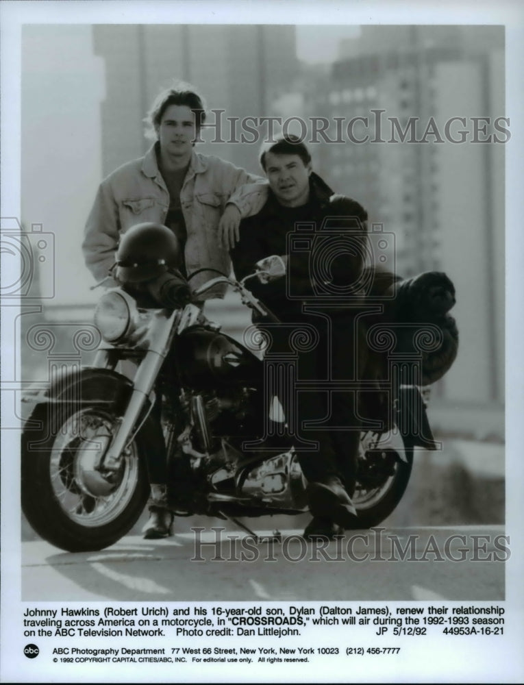 1992 Press Photo Robert Urich and Dalton James in Crossroads - cvp54983-Historic Images