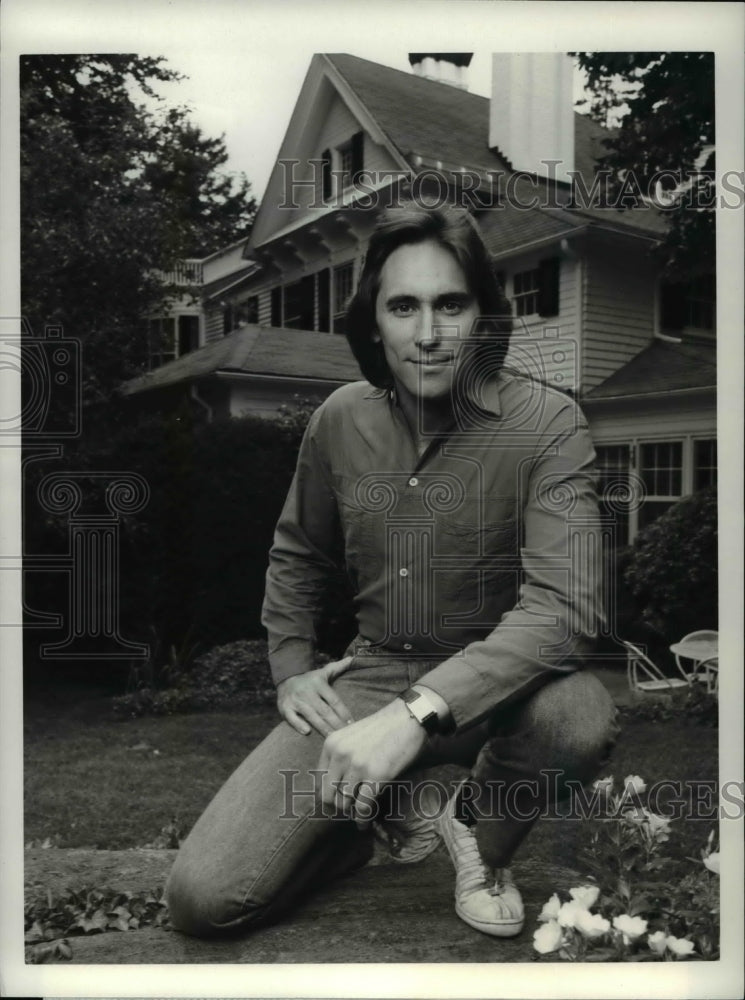 1985 Franc Luz "Hometown" - Historic Images