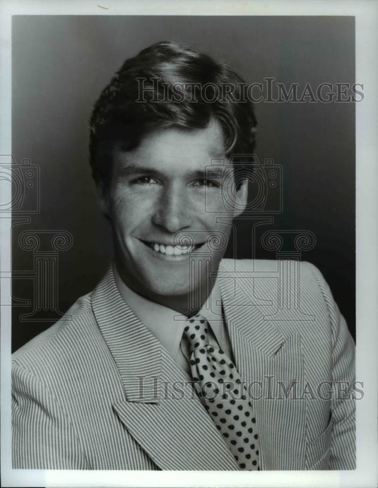 1983 Press Photo Shea Farrell in "Hotel" - cvp55352- Historic Images