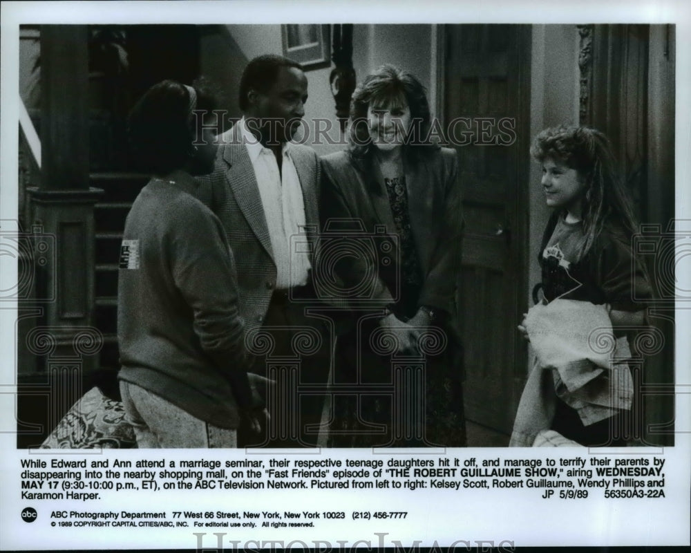 1989 Press Photo Kelsey Scott Robert Guillaume on The Robert Guillaume Show-Historic Images