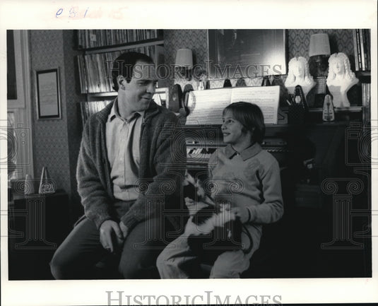 1986 Raymond Legault and Mahee Paiement in Bach and Broccoli - Historic Images