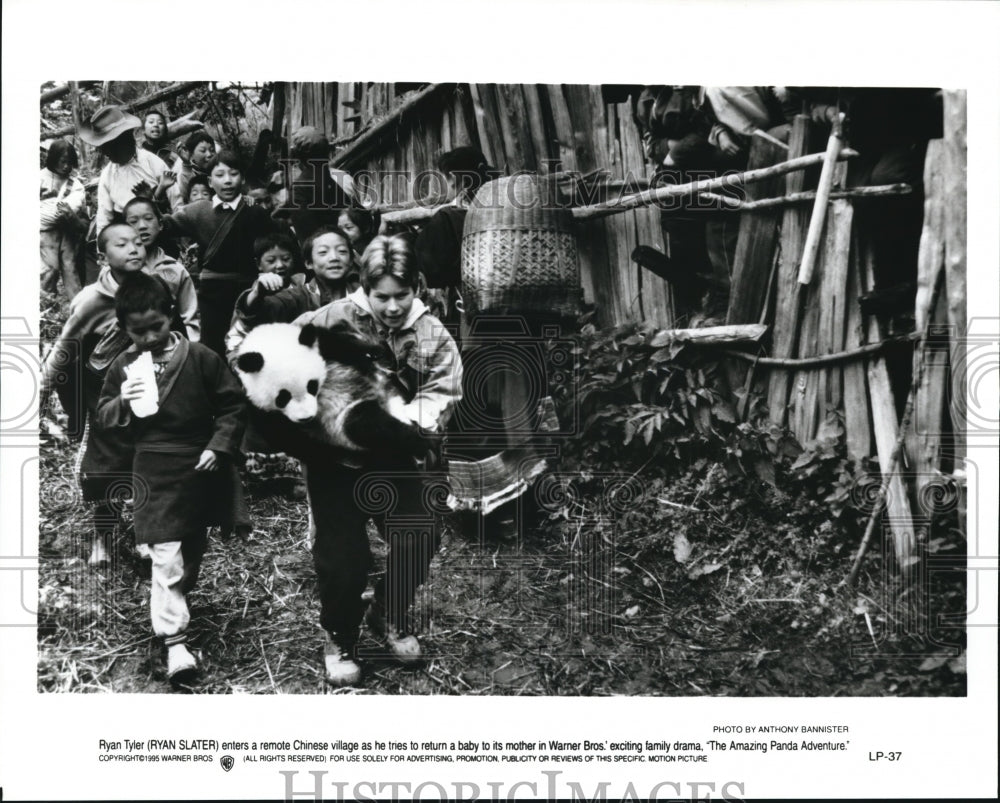 1995, Ryan Slater star in The Amazing Panda Adventure - cvp56684 - Historic Images