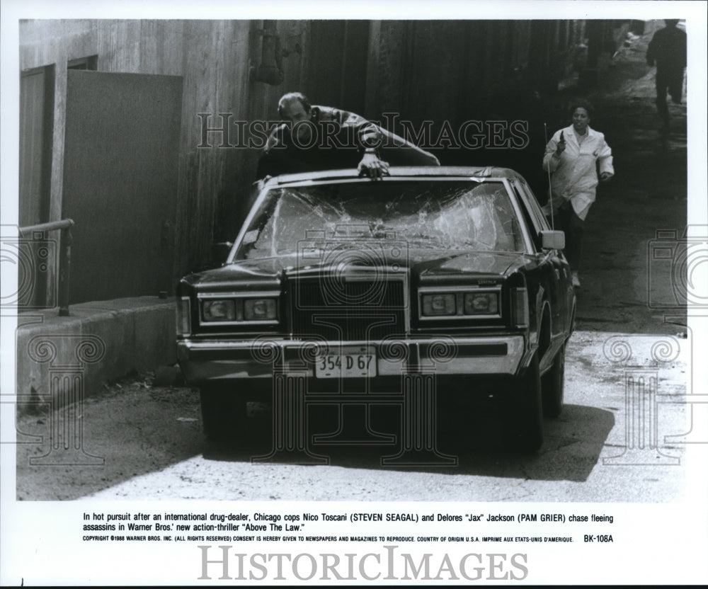 Press Photo Pam Grier Steven Segal Above The Law - cvp56895 - Historic Images