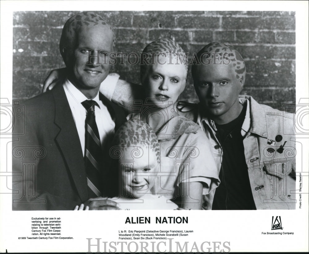 1995, Alien Nation Eric Pierpoint Lauren Woodland - cvp56932 - Historic Images