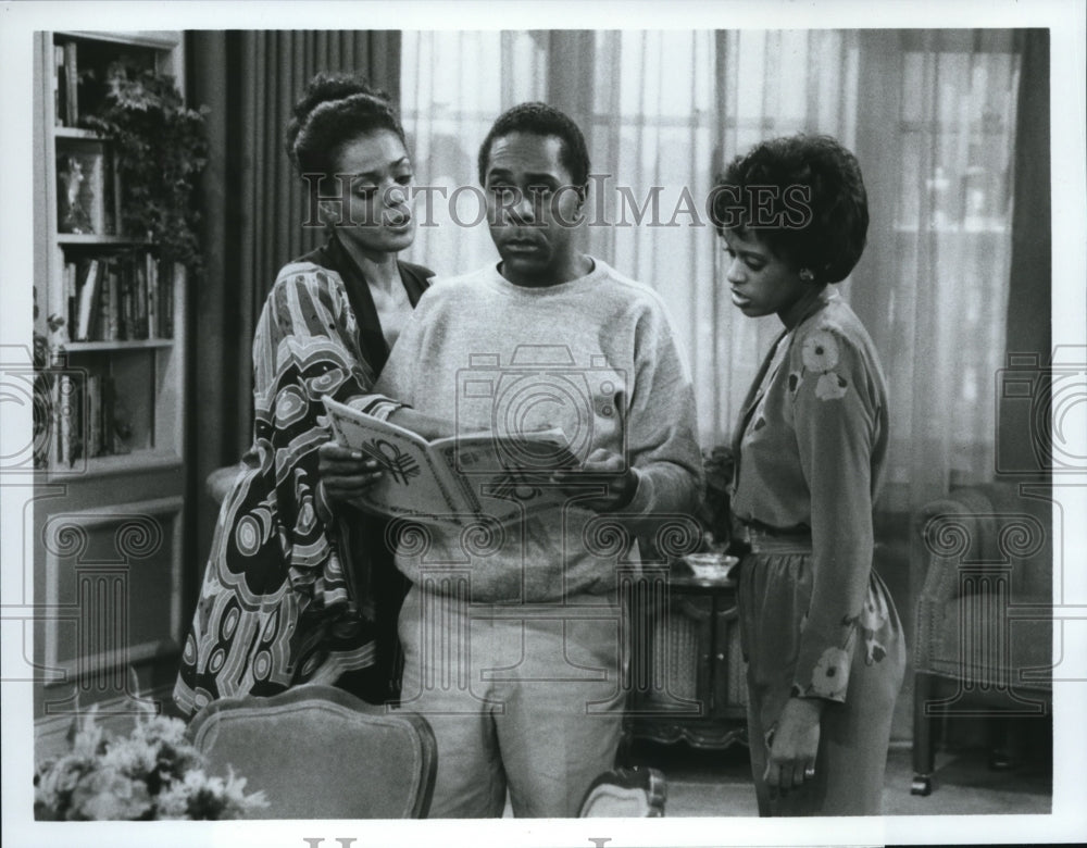 1982 Press Photo Sheila Anderson &amp; Demond Wilson in The New Odd Couple- Historic Images