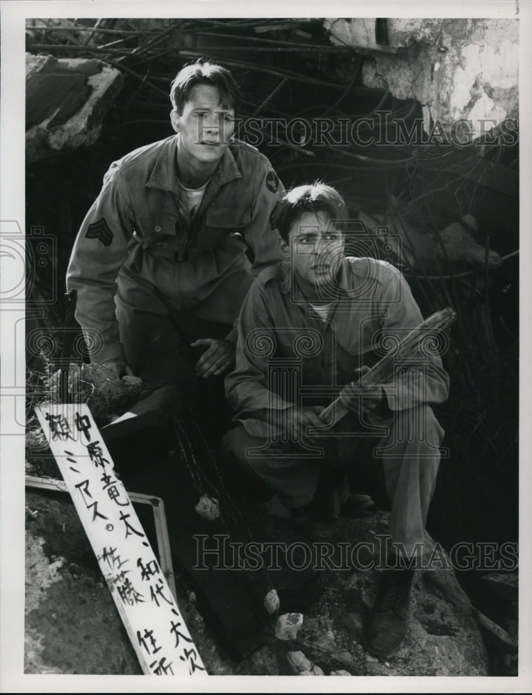 1990 Press Photo Ben Wright Judd Nelson in Hiroshima: out of the Ashes - Historic Images