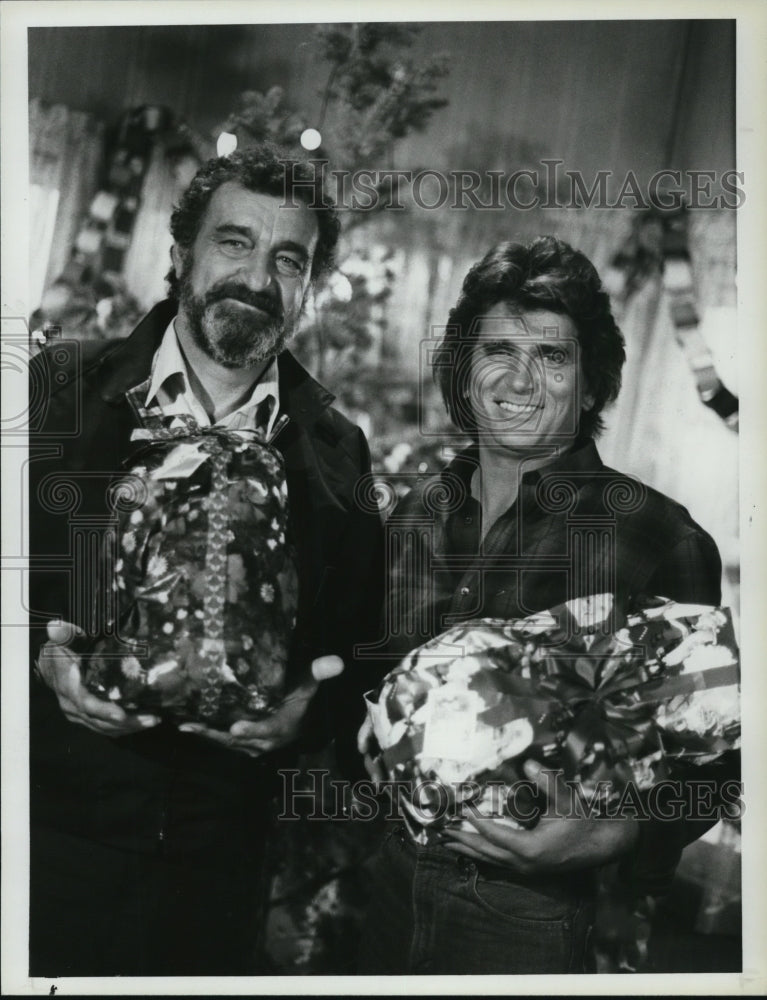 1984 Press Photo Michael London and Victor French in Another Song for Christmas- Historic Images