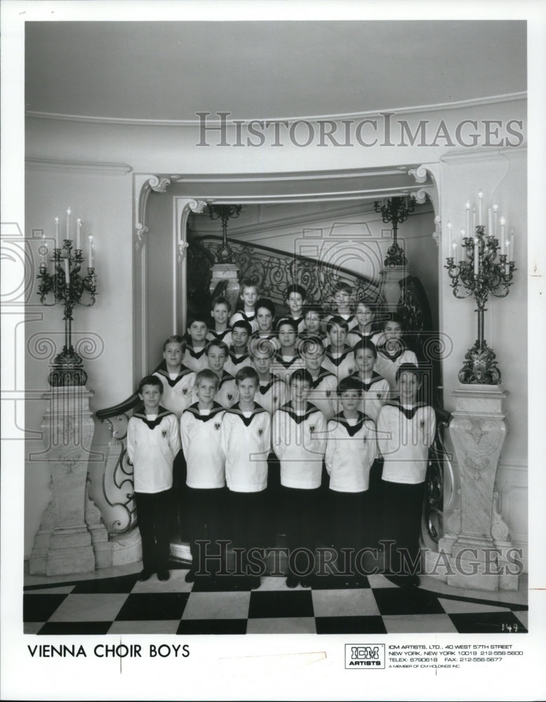 1995, Vienna Choir Boys - cvp59108 - Historic Images