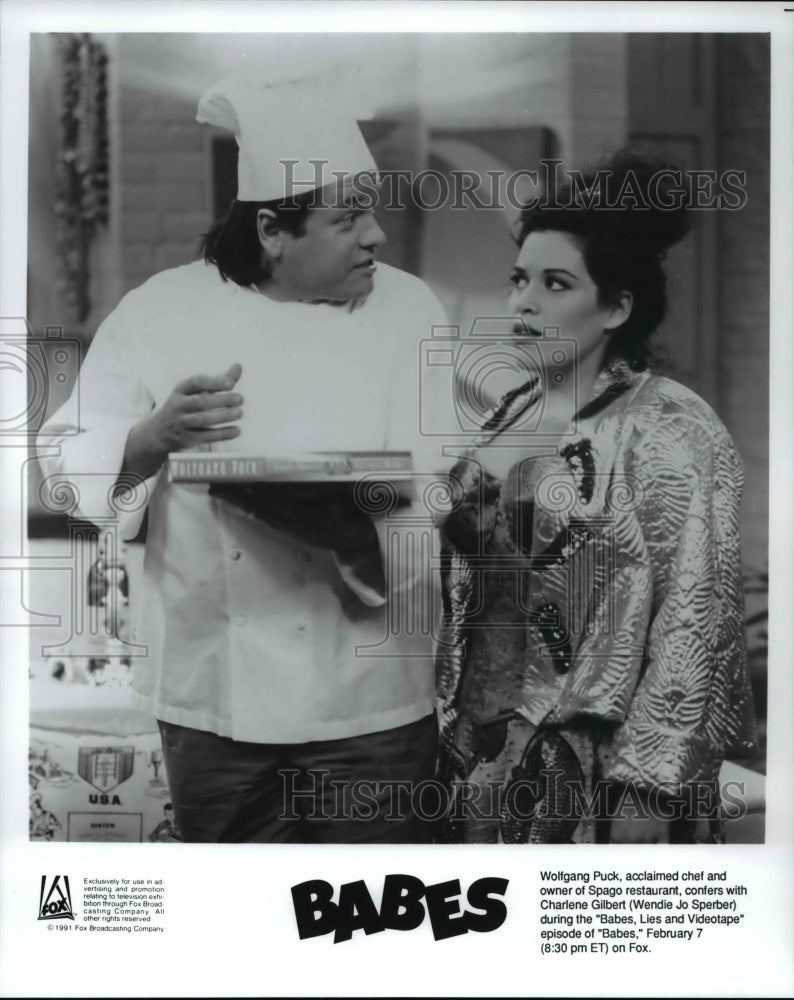 1990 Press Photo Wolfgang Puck &amp; Wendie Jo Sperber in Babes - cvp59516 - Historic Images