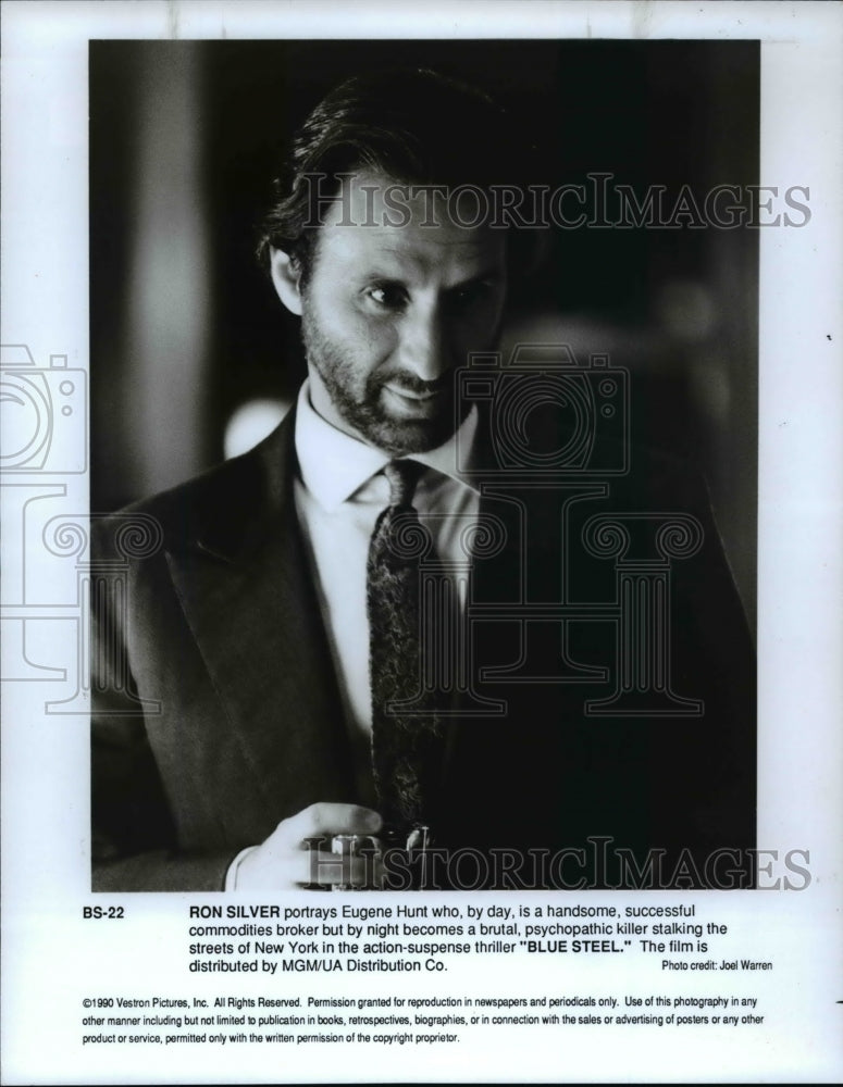 1990, Ron Silver portrays psychopath Eugene Hunt in Blue Steel - Historic Images