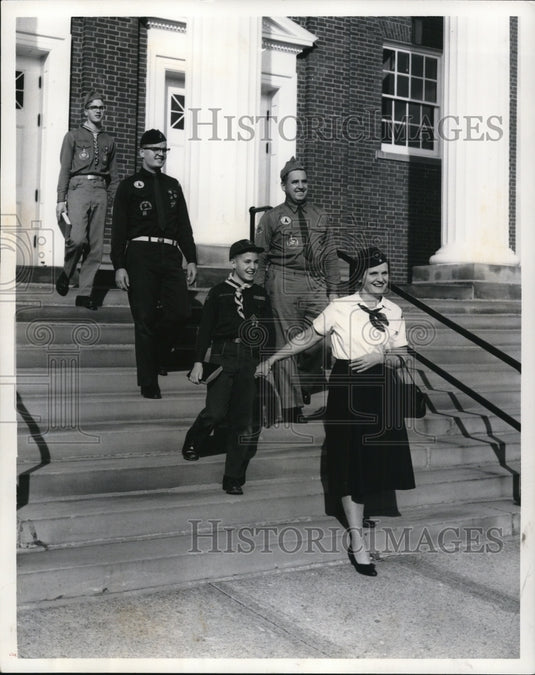 1962, Mr. and Mrs. Peter Sheridan - cvp61869 - Historic Images