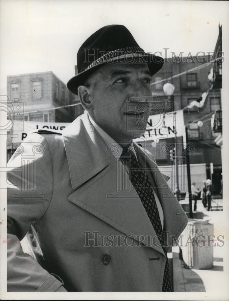 1977 Press Photo Telly Savalas - cvp61922 - Historic Images