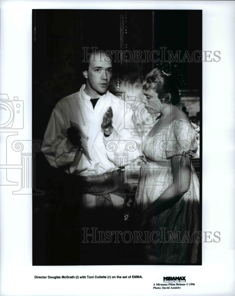 1996, Douglas McGrath directs Toni Collette in Emma - cvp62375 - Historic Images