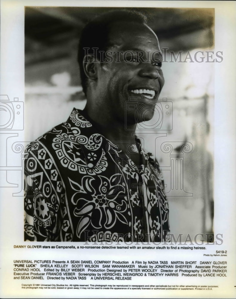 1991, Danny Glover in Universal Picture&#39;s Pure Luck - cvp62979 - Historic Images