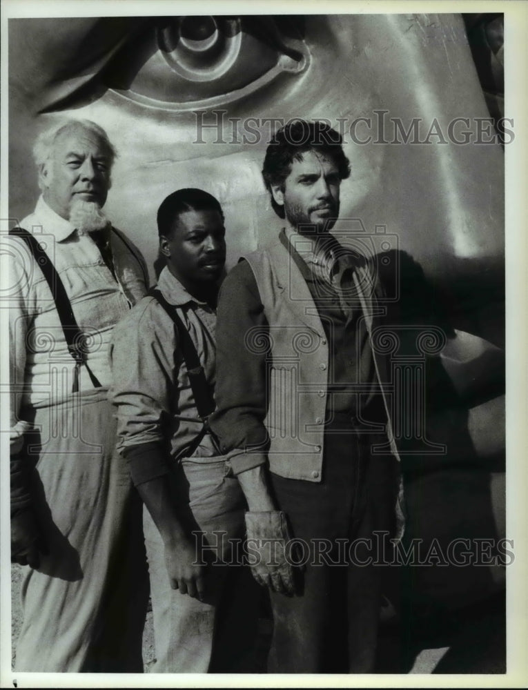 1986 Press Photo George Kennedy, Lavar Burton, Chris Sarandon - cvp63275-Historic Images