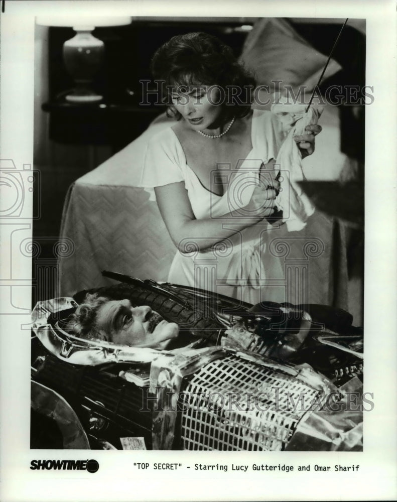 1985, Lucy Gutteridge in Top Secret - cvp63539 - Historic Images