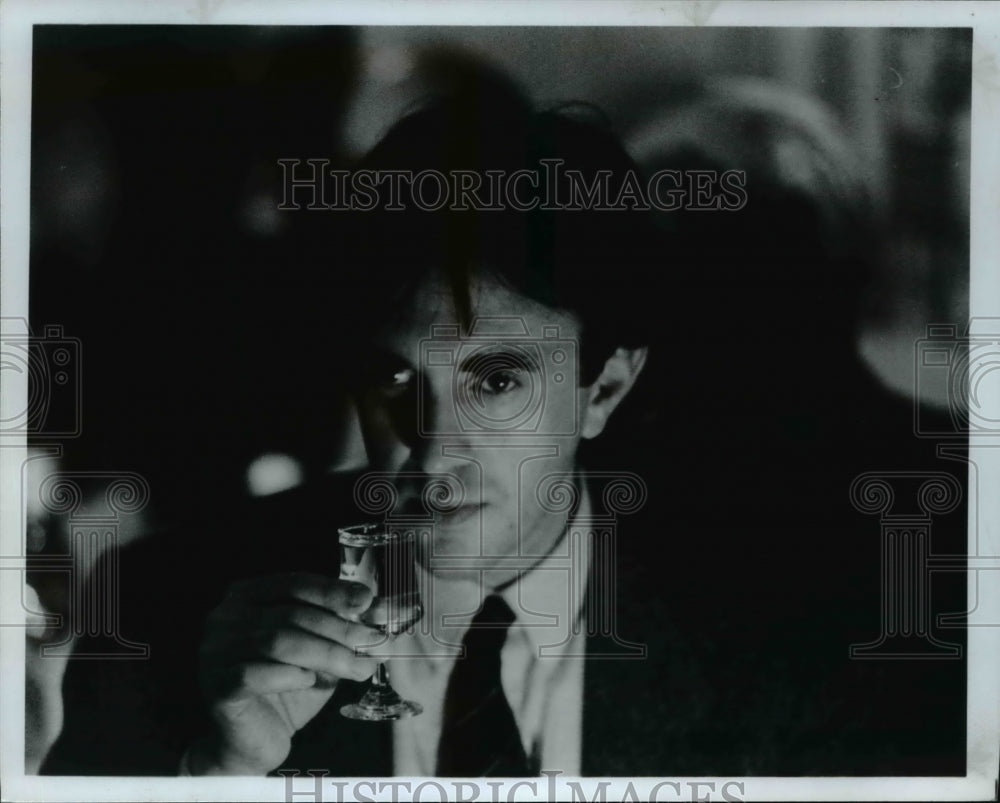 1984, Jonathan Pryce stars in The Ploughman&#39;s Lunch - cvp63636 - Historic Images