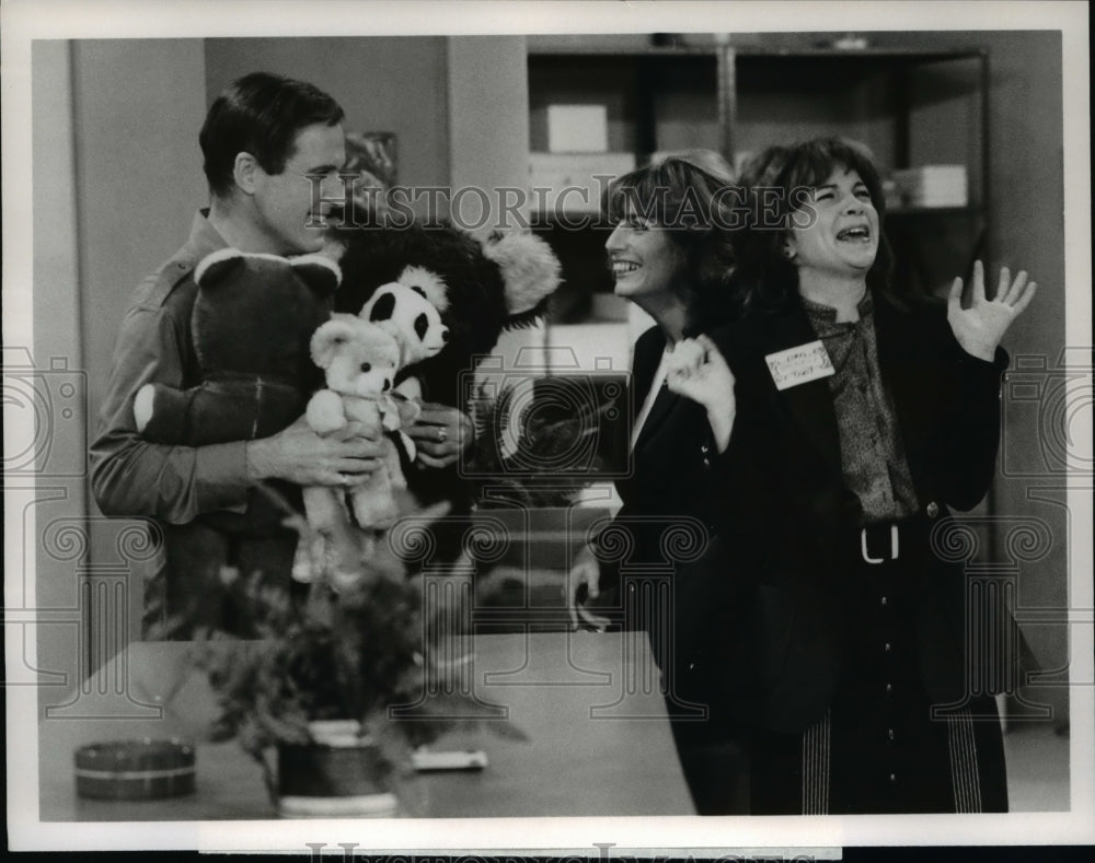 1981, Charles Grodin Penny Marshall Cindy Williams Laverne &amp; Shirley - Historic Images