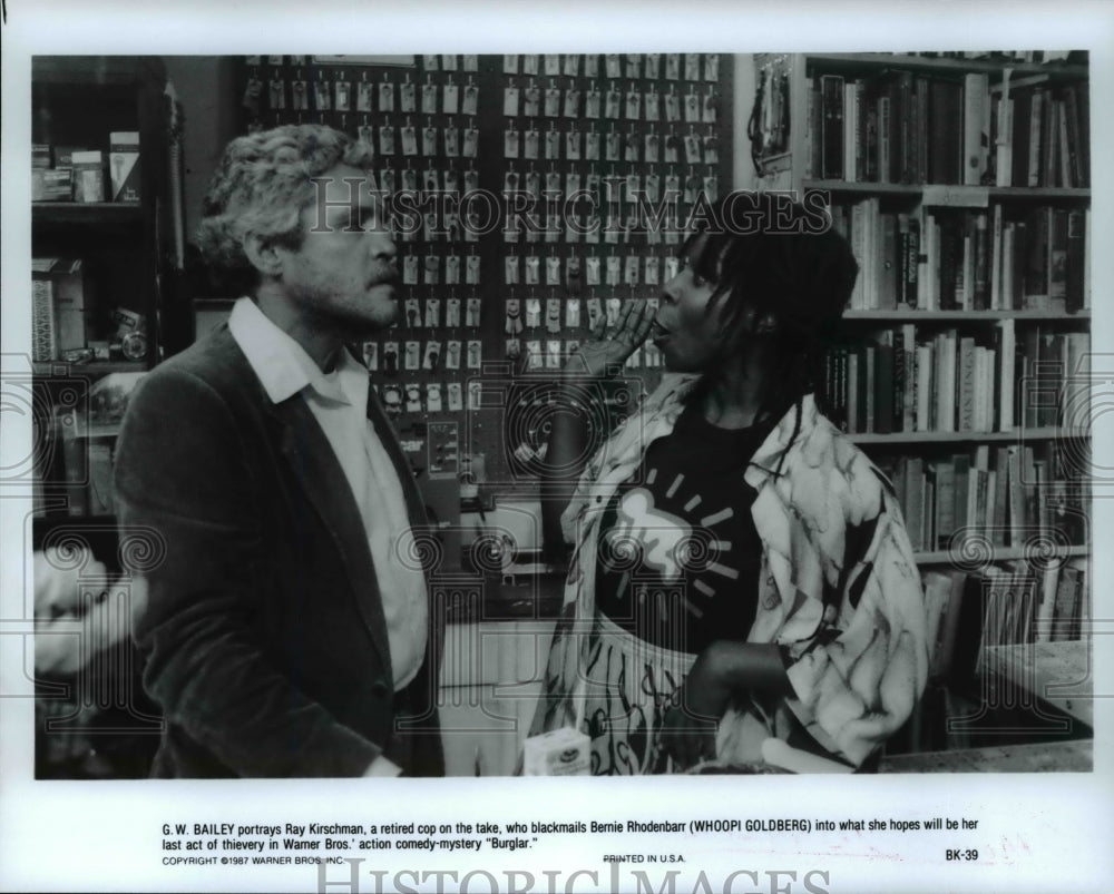 1987, G.W. Bailey and Whoopi Goldberg star in Burglar - cvp64691 - Historic Images