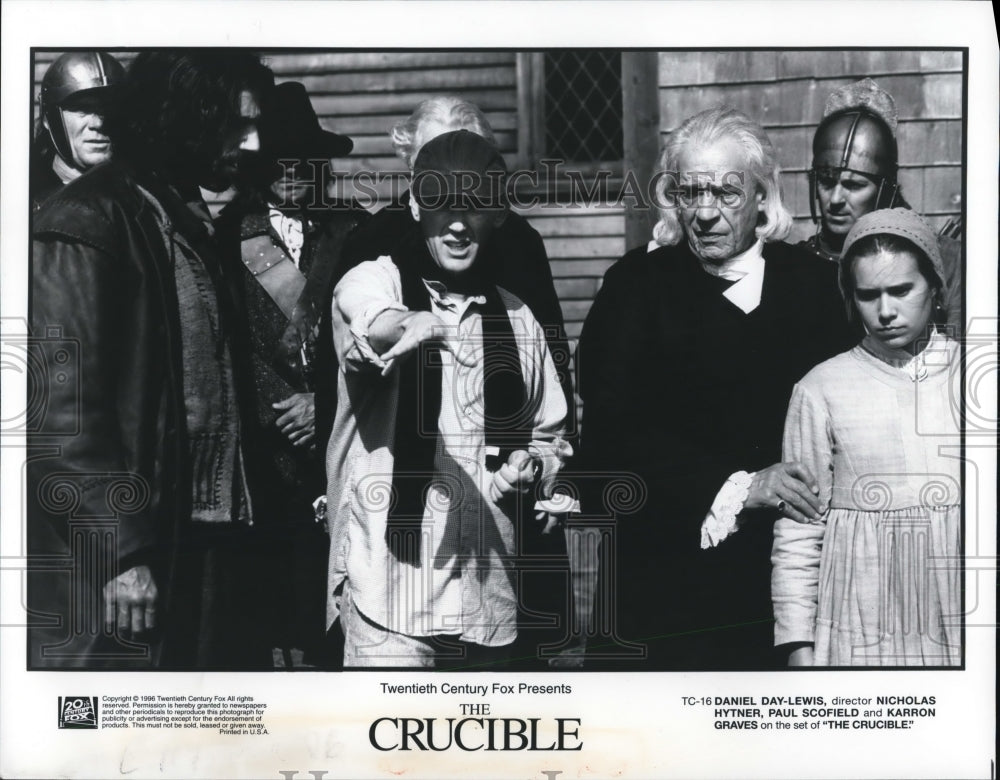 1997, Daniel Day-Lewis & Director Nicholas Hytner in The Crucible - Historic Images