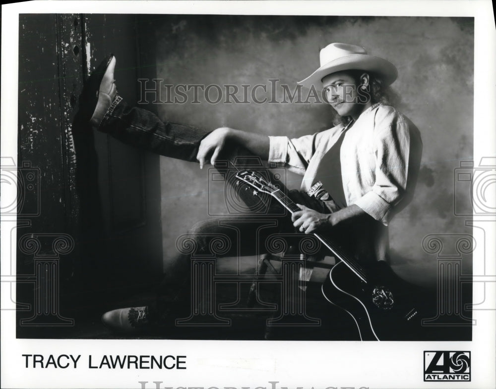 1999, Tracy Lawrence - cvp65198 - Historic Images