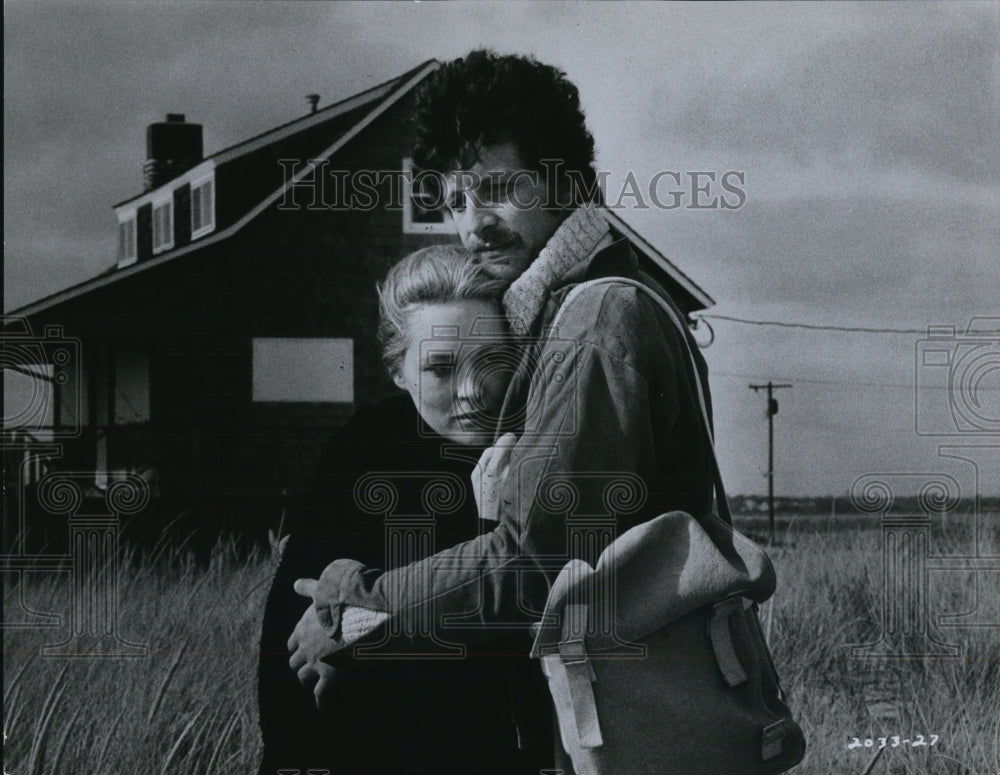 1974 Press Photo Barry Primus & Faye Dunaway in Puzzle of A Downfall Child - Historic Images