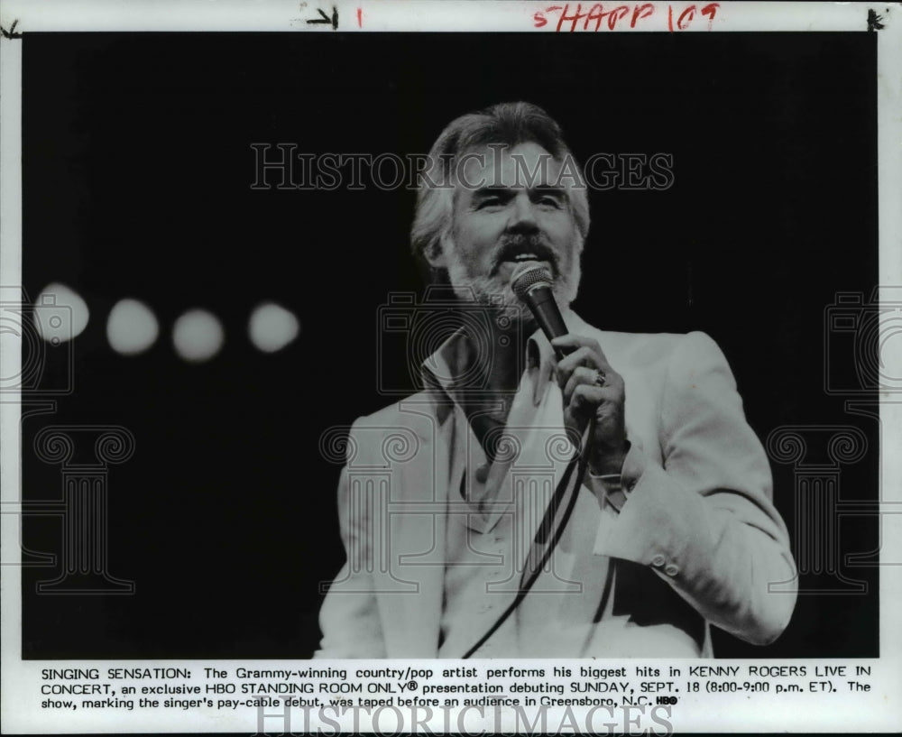 1983 Press Photo Kenny Rogers Live in Concert - cvp67579- Historic Images