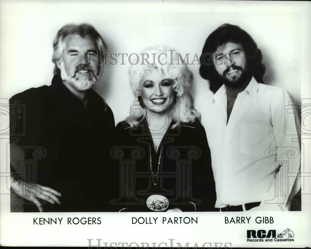 1983, Kenny Rogers, Dolly Parton, Bary Gibb - cvp67581 - Historic Images