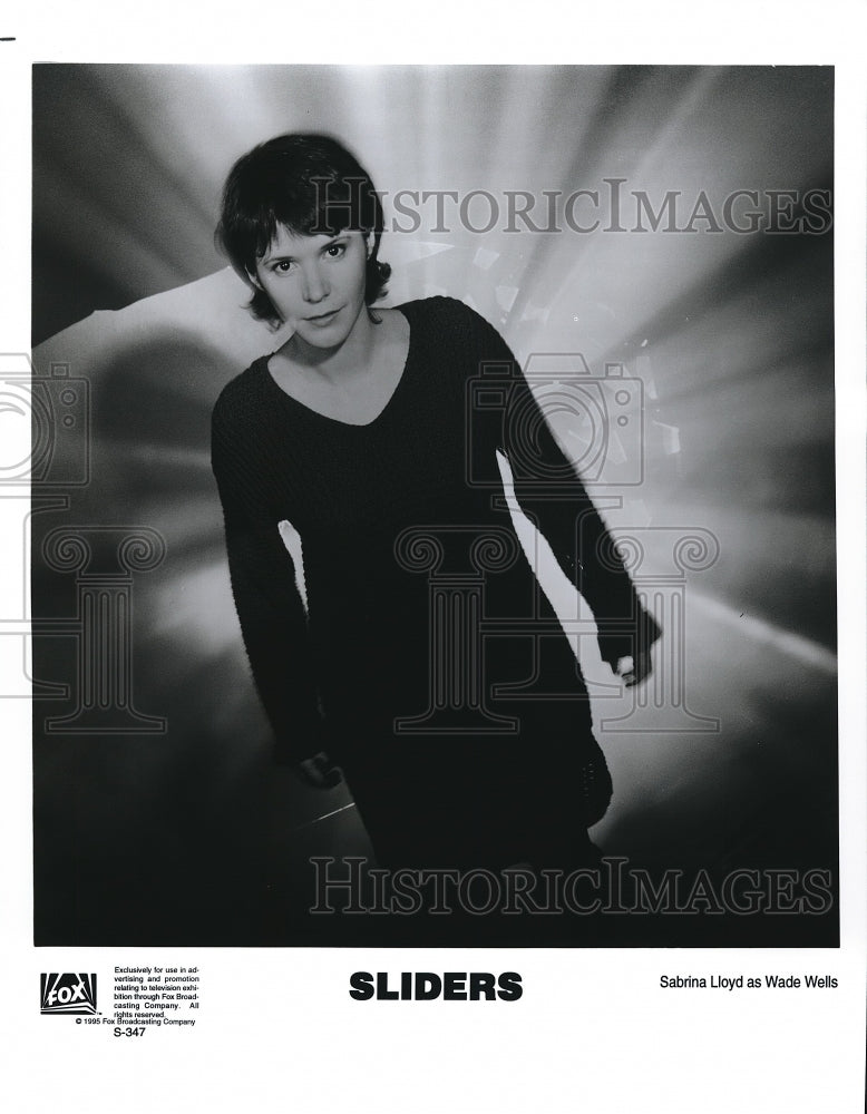 1995, Sabrina Lloyd stars as Wade Wells in Sliders - cvp68043 - Historic Images