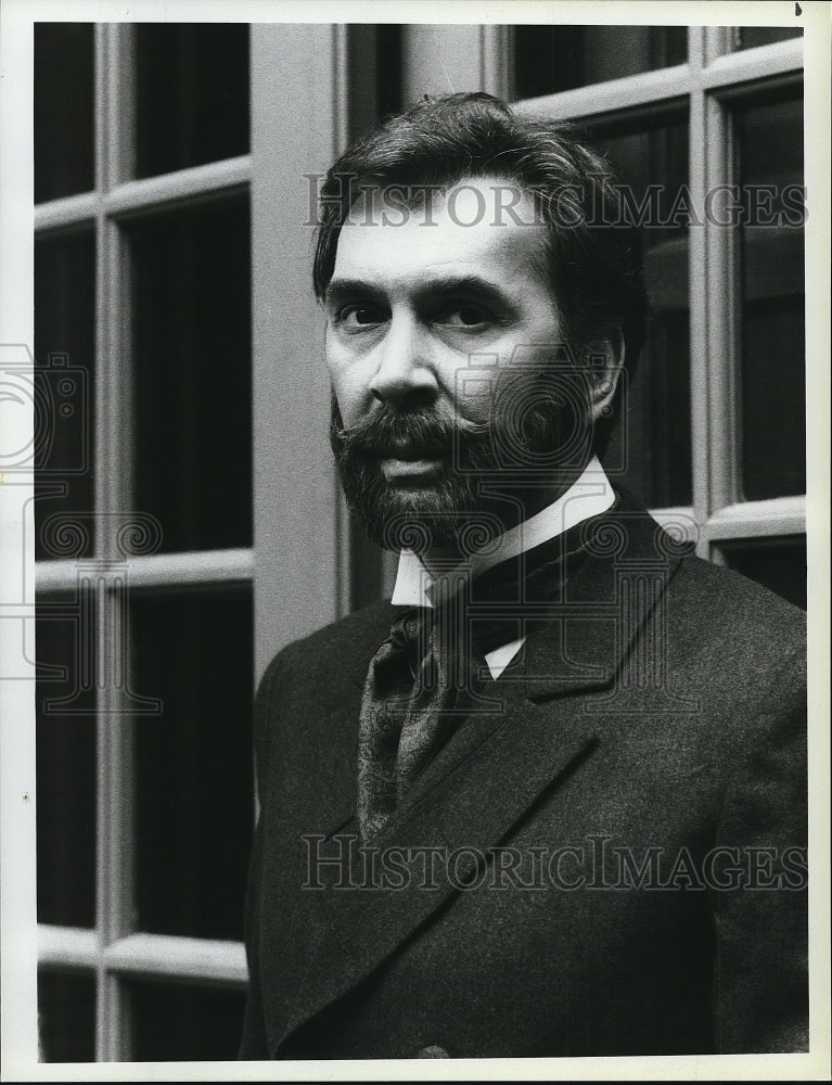 1986 Frank Langella in Liberty  - Historic Images
