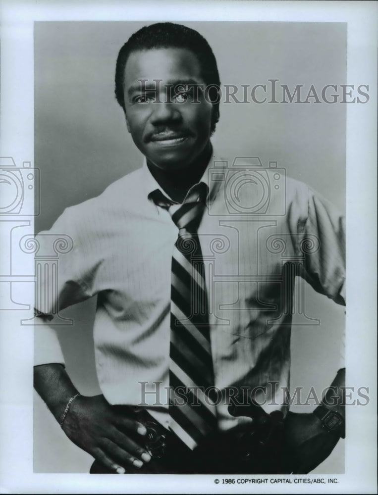1986 Press Photo Harrison Page in Sledge Hammer! - cvp69508 - Historic Images