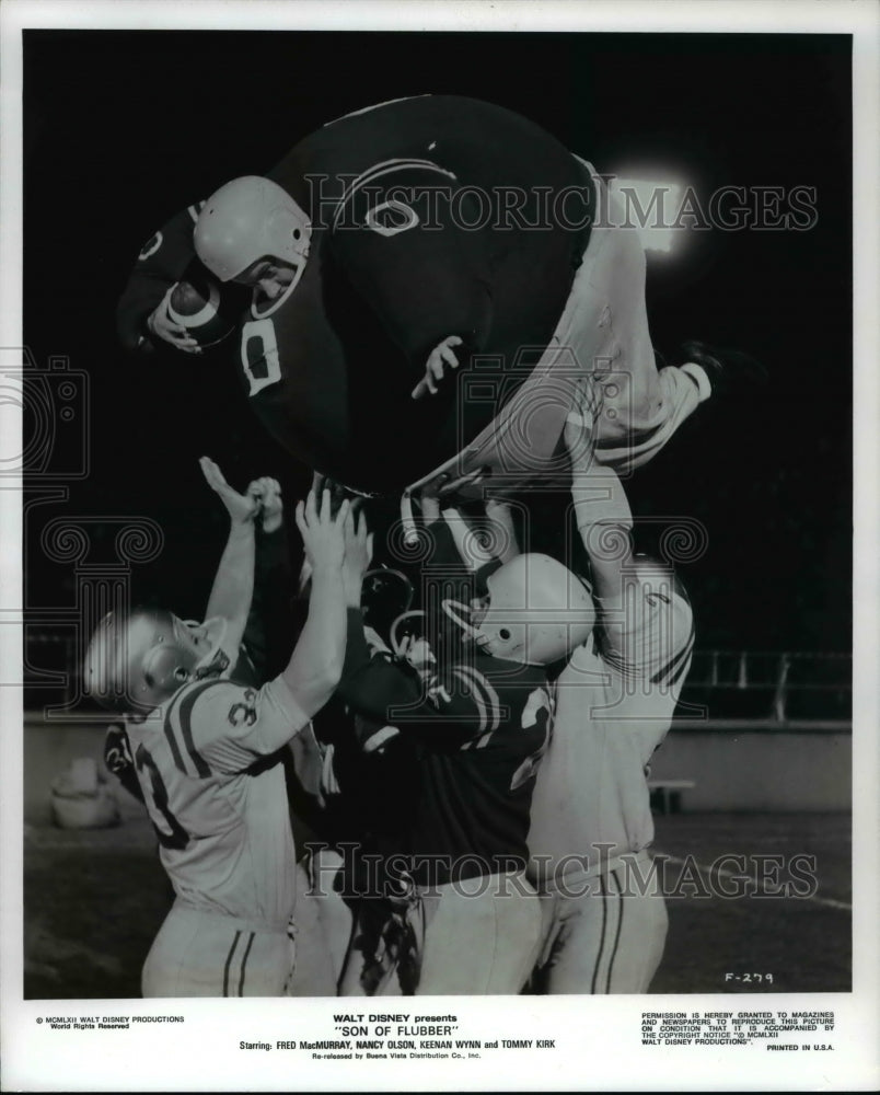 1974 Press Photo Buena Vista presents Son Of Flubber with Fred MacMurray, Nancy-Historic Images