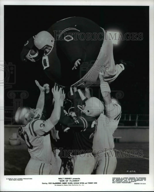 1974 Press Photo Buena Vista presents Son Of Flubber with Fred MacMurray, Nancy-Historic Images