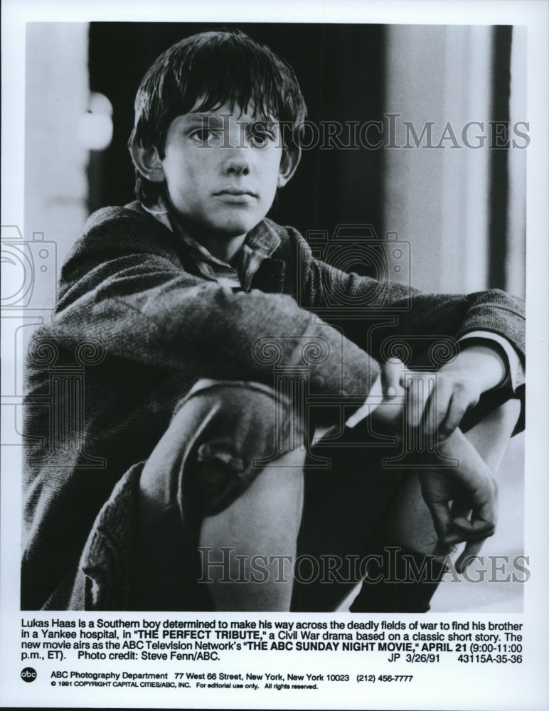 1991, Lukas Haas in The Perfect Tribute - cvp72714 - Historic Images