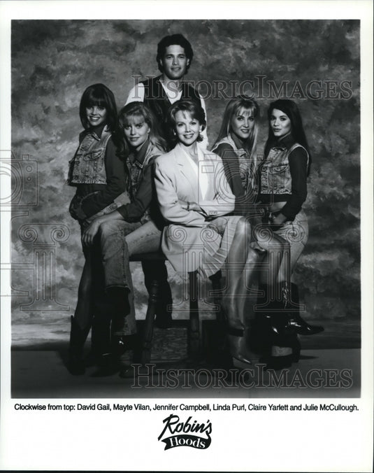 Press Photo Cast of Robin's Hoods - cvp72727- Historic Images