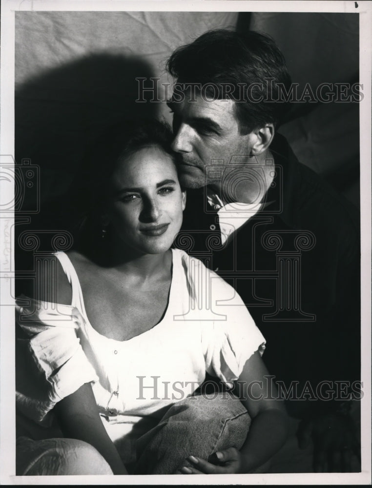 1991 Press Photo Marlee Matlin and Mark Harmon star in Reasonable Doubts - Historic Images