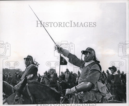 1969 Press Photo Richard Harris Movie Cromwell - Historic Images