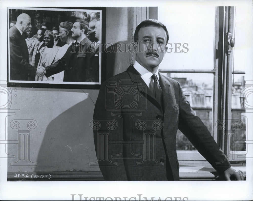 1989 Press Photo Peter Sellers in A Shot In The Dark - Historic Images